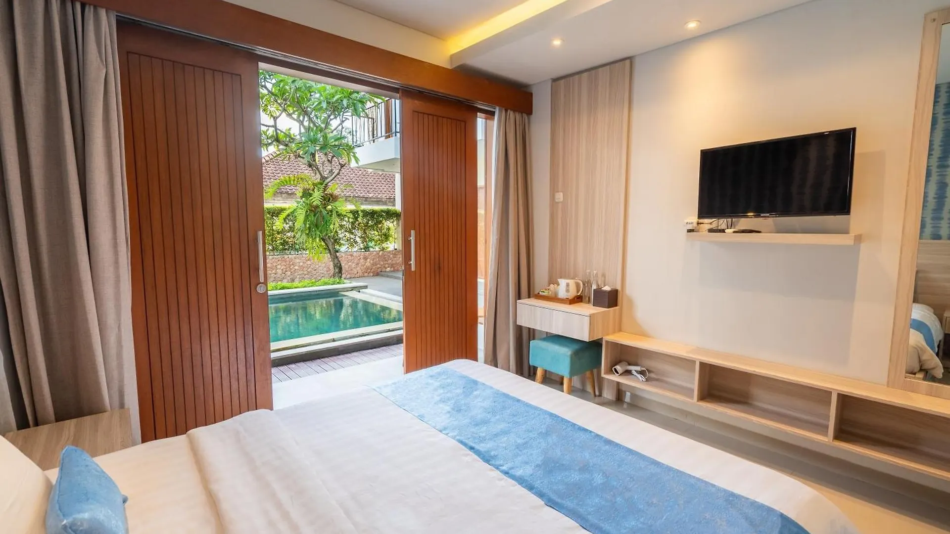 Mahesa Suites Seminyak Seminyak (Bali)
